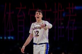 拉拉维亚全场5投仅1中，三分4中0得到2分5篮板2助攻1抢断